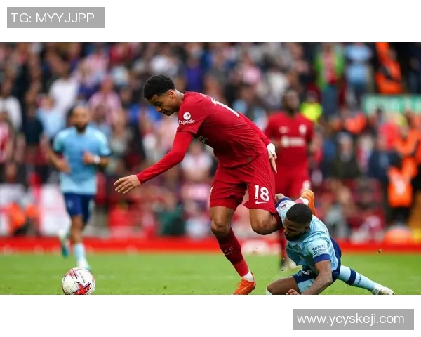 足总杯激战巴萨与利物浦平局红牌争议引发全场热议与数据分析